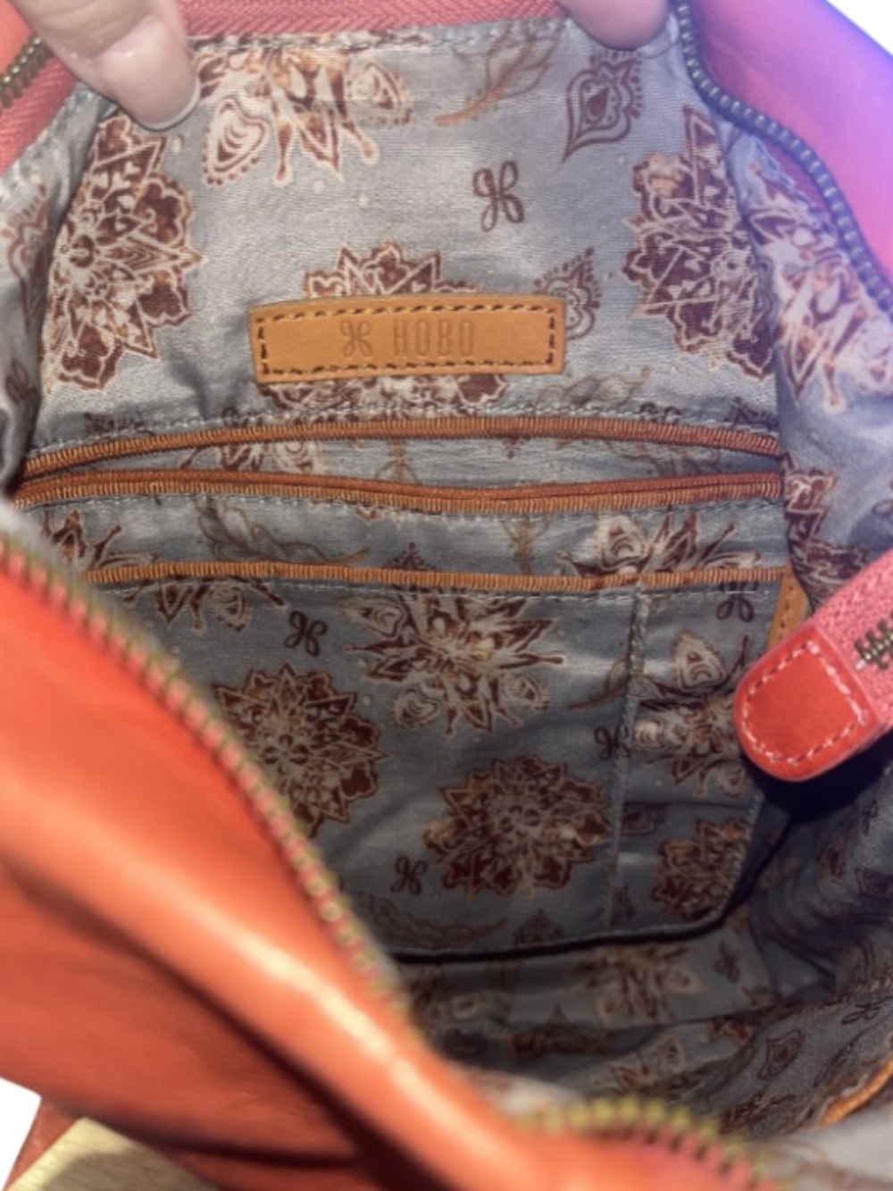 Beautiful HOBO
“Delilah"
Coral Leather Crossbody Bag - Picture 8 of 16